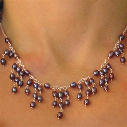 Pearl Droplet Necklace